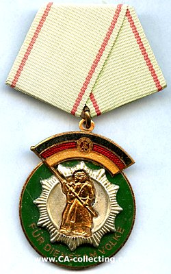 MEDAILLE EHRENZEICHEN DER DEUTSCHEN VOLKSPOLIZEI. Bronze...