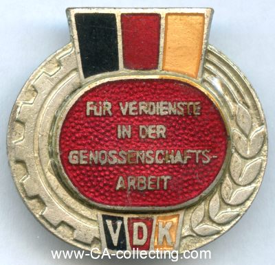 VERBAND DER KONSUMGENOSSENSCHAFTEN (VdK). Ehrennadel...