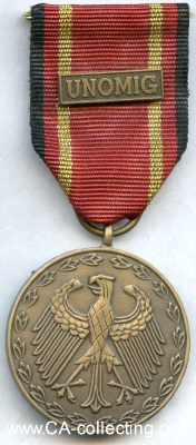 BUNDESWEHR-EINSATZMEDAILLE IN BRONZE mit Bandspange...