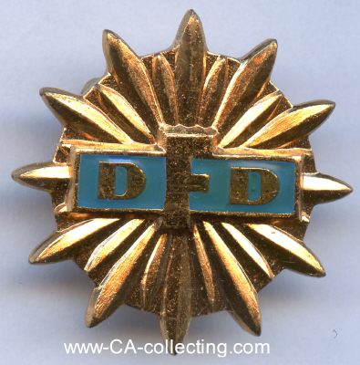 DEMOKRATISCHER FRAUENBUND DEUTSCHLANDS (DFD). Bronzene...