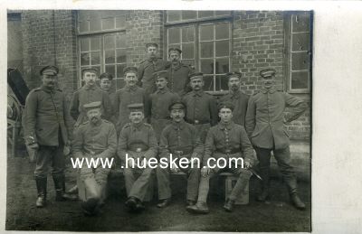 PHOTO 9x13cm: Gruppe Soldaten. 1917 als Feldpostkarte mit...