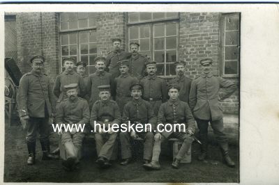 PHOTO 9x13cm: Gruppe Soldaten. 1917 als Feldpost gelaufen...