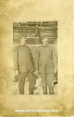 PHOTO-POSTKARTE mit zwei feldgrauen Musikern. 1915 als...