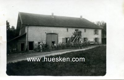 PHOTO 9x14cm: Soldaten vor ihrem Quartier, 1916.