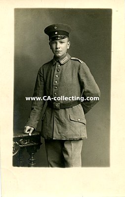 PHOTO 13x9cm: Feldgrauer Soldat aus dem...