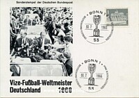 SONDER-POSTKARTE 'VIZE-FUßBALL-WELTMEISTER DEUTSCHLAND 1966'